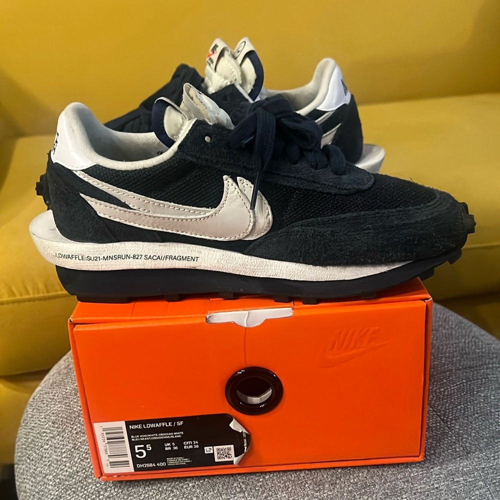 Nike Sacai Fragment LD Waffle/SF
Blue Void/White Obsidian -White